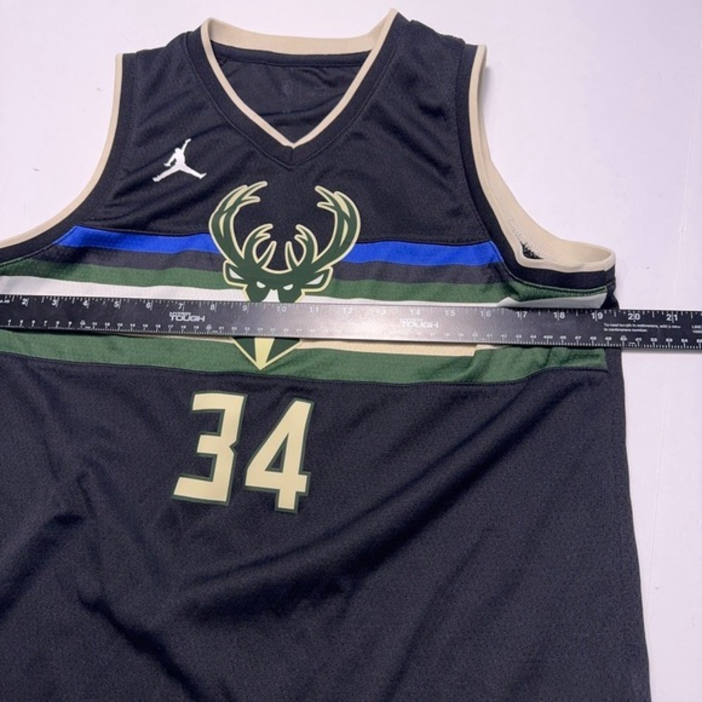 Jordan Milwaukee Bucks Giannis Antetokounmpo NBA Jersey Black Youth Size L Nike - Picture 7 of 9